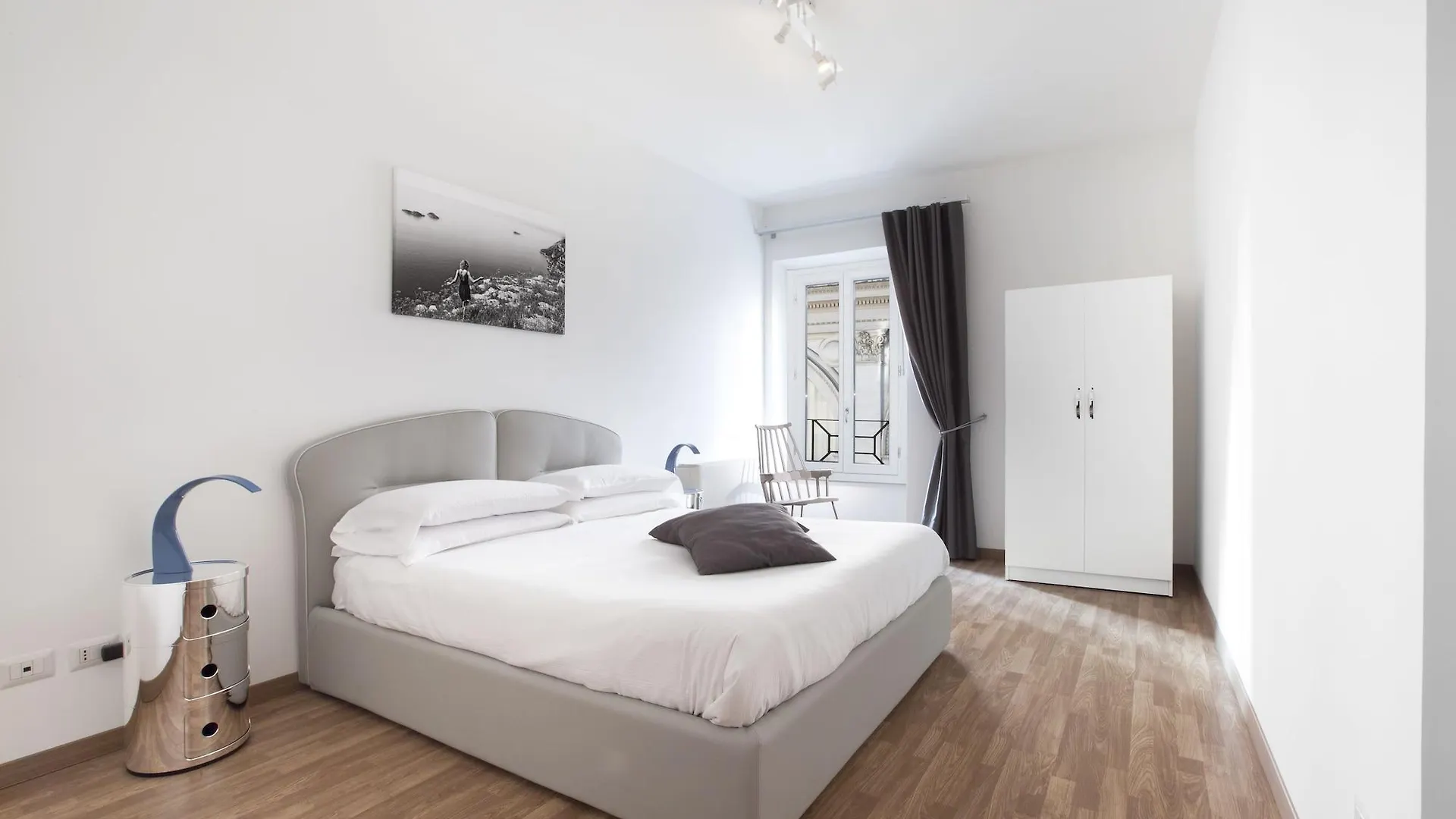 Oriana Homel Roma 0*, Rome