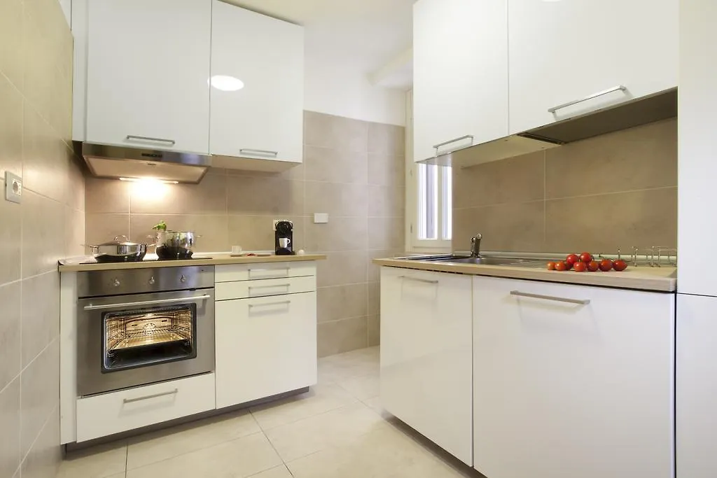 Oriana Homel Roma Apartment